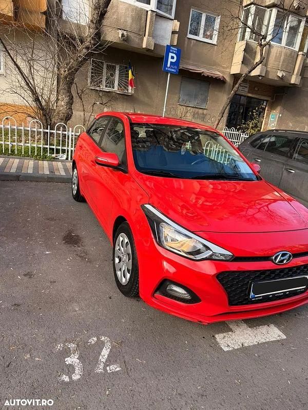 Culoarerosu Second-hand 2019 Hyundai i20 | 10.100 EUR (Preț OK) - Imagine 1/4