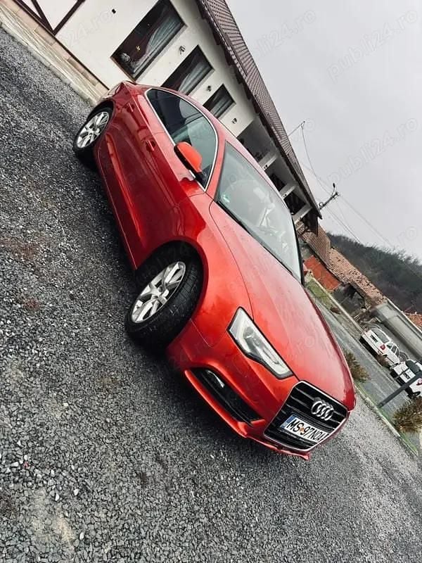 Second-hand Audi A5 Sportback 177 CP (130 kW) 2012 Rosu Hatchback