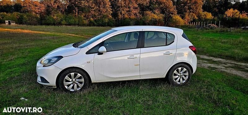 Alb Utilizat 2018 Opel Corsa Enjoy | 7.000 EUR (Preț bun) - Imagine 1/4