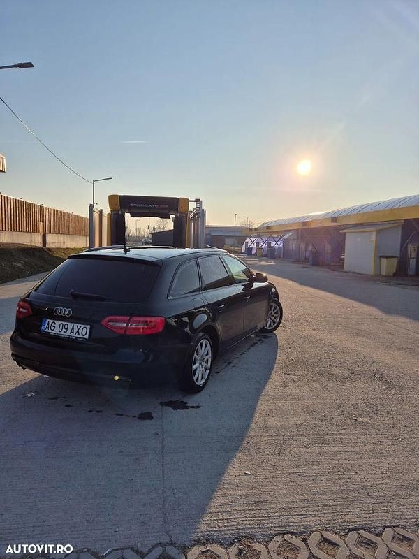Second-hand Audi A4 143 CP (105 kW) 2013 Culoarenegru Break