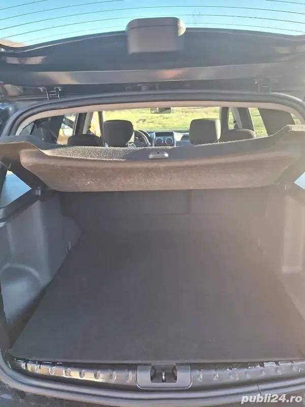 Second-hand Dacia Duster 105 CP (77 kW) 2015 Hatchback