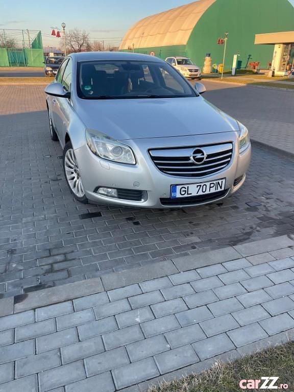 Gri Utilizat 2010 Opel Insignia Berlinǎ | 4.500 EUR (Preț OK) - Imagine 1/4