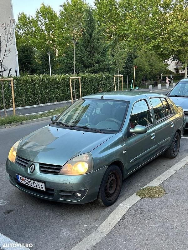 Culoareverde Utilizat 2007 Renault Clio II | 1.900 EUR (Preț bun) - Imagine 1/4