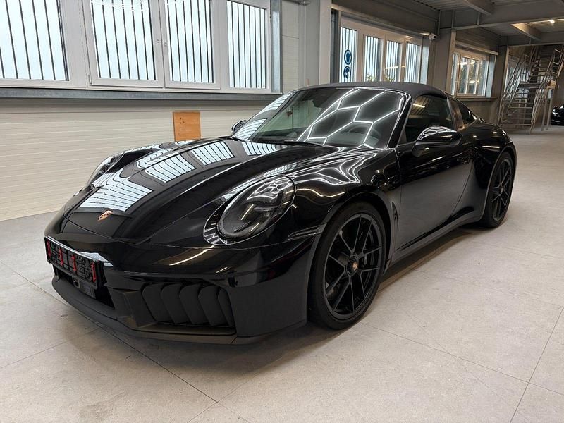 Utilizat 2025 Porsche 992 Sport | 214.956 EUR - Imagine 1/1