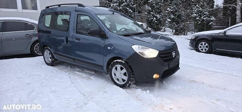 Culoarealbastru Utilizat 2014 Dacia Dokker Stepway Monovolum | 5.399 EUR (Preț OK) - Imagine 1/4