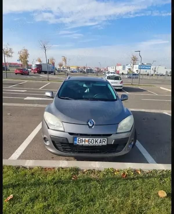 Utilizat 2010 Renault Mégane III Break | 3.490 EUR (Preț OK) - Imagine 1/4