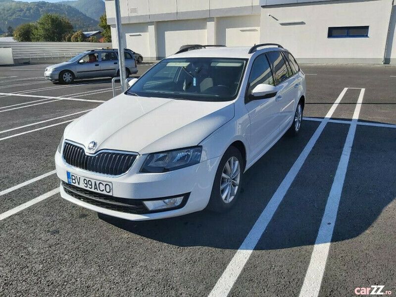 Alb Utilizat 2016 Skoda Octavia Break | 11.600 EUR (Preț OK) - Imagine 1/4