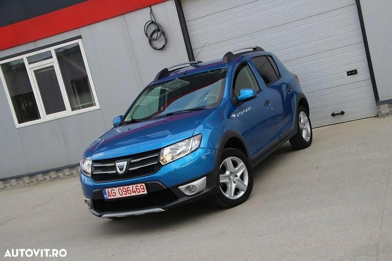 Culoarealbastru Utilizat 2013 Dacia Sandero Prestige Hatchback | 4.690 EUR (Preț OK) - Imagine 1/4