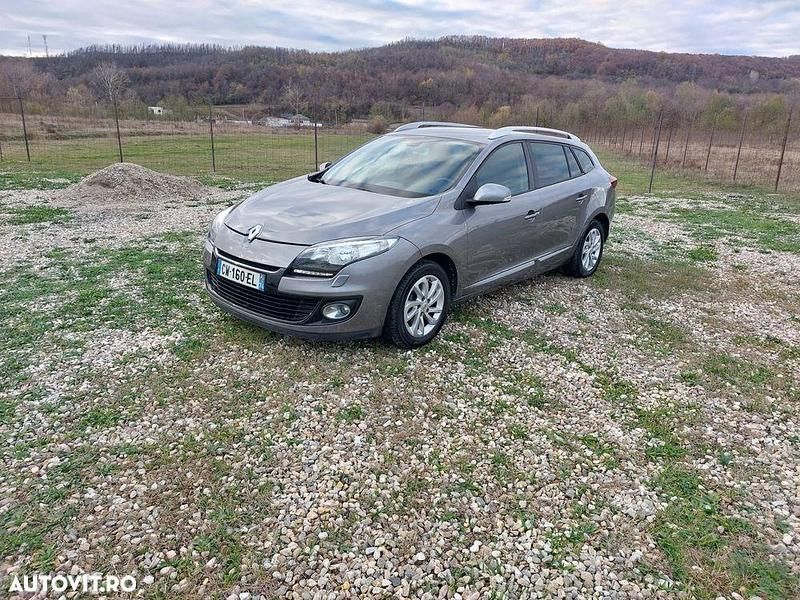 Culoaregri Second-hand 2012 Renault Mégane GrandTour LIMITED Break | 4.590 EUR (Preț OK) - Imagine 1/4