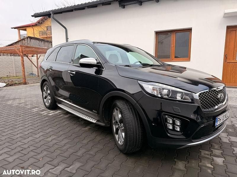 Second-hand Kia Sorento Platinum Edition 200 CP (147 kW) 2017 Culoarenegru SUV