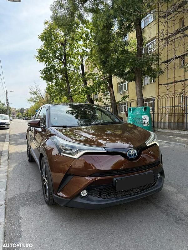 Culoaremaro Utilizat 2017 Toyota C-HR SUV | 17.500 EUR (Preț OK) - Imagine 1/4