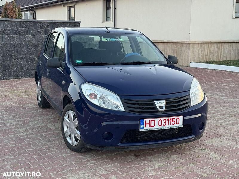 Culoarealbastru Utilizat 2008 Dacia Sandero Lauréate Hatchback | 1.850 EUR (Preț OK) - Imagine 1/4