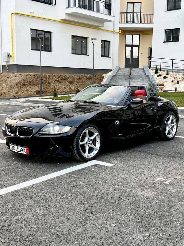 Negru Utilizat 2005 BMW Z4 Sport Line Cabrio | 16.999 EUR - Imagine 1/4