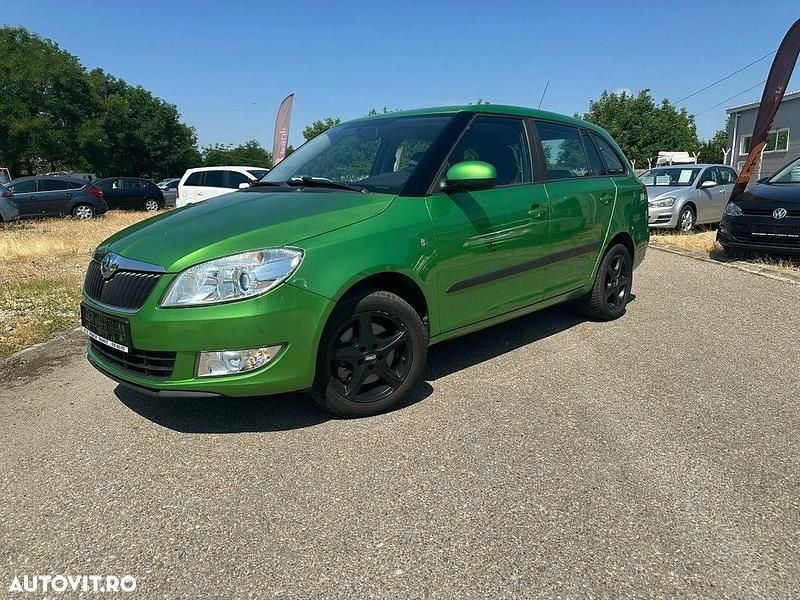 Verde Utilizat 2014 Skoda Fabia Active Break | 4.950 EUR (Preț bun) - Imagine 1/4