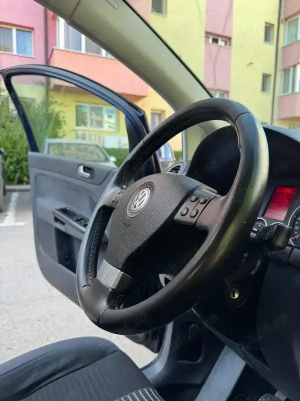 Utilizat 2007 VW Golf Plus Cross Monovolum | 2.600 EUR (Preț bun) - Imagine 1/4
