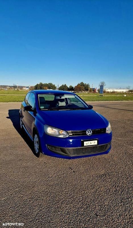 Albastru Utilizat 2011 VW Polo Comfortline Hatchback | 3.700 EUR (Preț bun) - Imagine 1/4