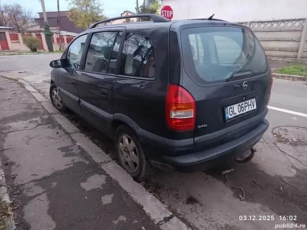 Negru Utilizat 2001 Opel Zafira Monovolum | 800 EUR (Preț OK) - Imagine 1/4