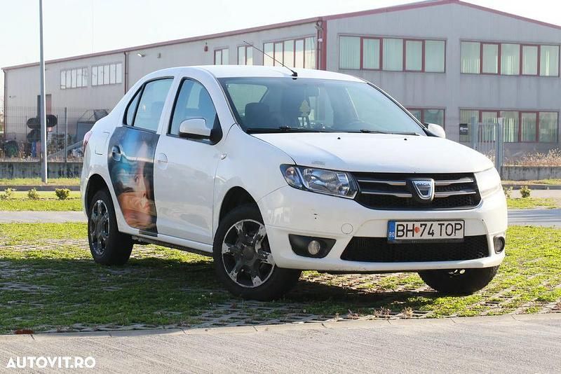 Culoarealb Utilizat 2015 Dacia Logan Lauréate Berlinǎ | 4.600 EUR (Scump) - Imagine 1/4