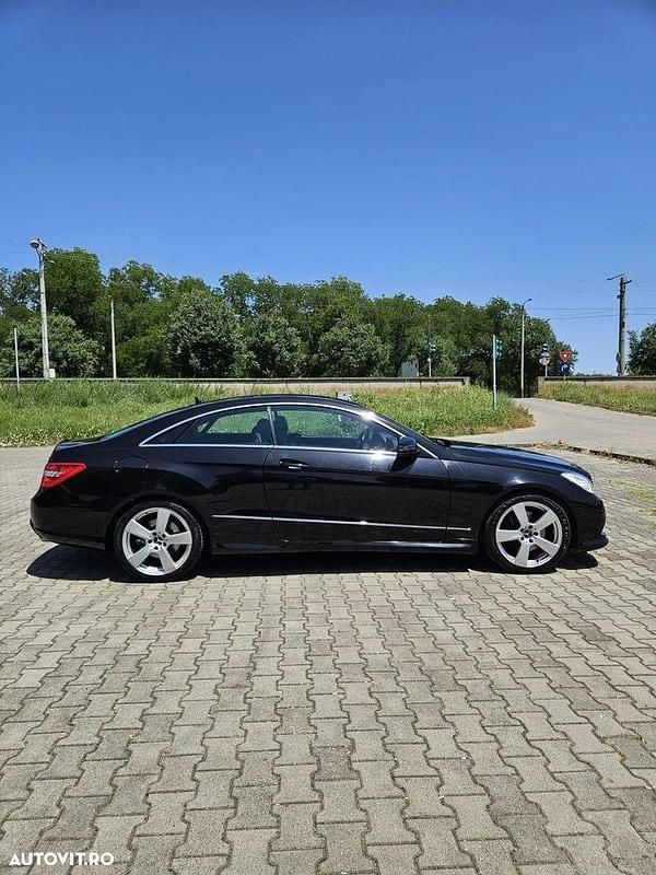 Negru Utilizat 2013 Mercedes E350 Avantgarde Coupe | 11.950 EUR - Imagine 1/4
