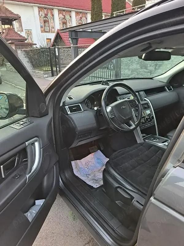 Second-hand Land Rover Discovery Sport 150 CP (110 kW) 2019 Gri SUV