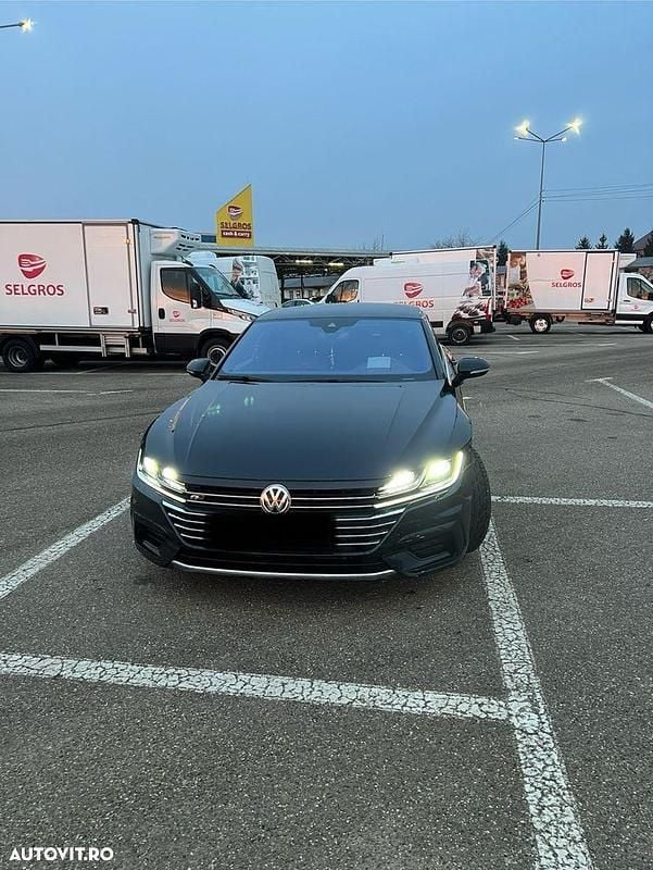 Second-hand VW Arteon R-line Edition 190 CP (139 kW) 2019 Culoarenegru Hatchback