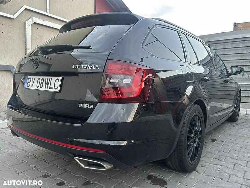 Culoarenegru Utilizat 2018 Skoda Octavia RS Break | 12.500 EUR (Preț OK) - Imagine 1/4