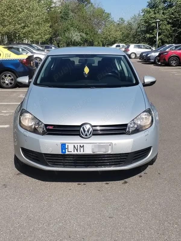 Utilizat 2010 VW Golf VI Berlinǎ | 4.450 EUR (Preț OK) - Imagine 1/4