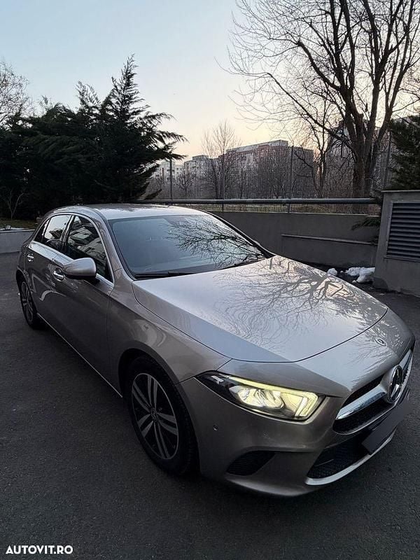 Second-hand Mercedes A200 163 CP (119 kW) 2020 Culoaregri Hatchback