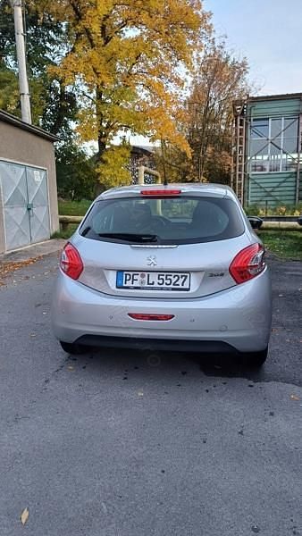 Second-hand Peugeot 208 68 CP (50 kW) 2013 Gri Hatchback