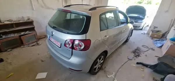 Utilizat 2010 VW Golf Plus Cross Monovolum | 1.250 EUR - Imagine 1/4