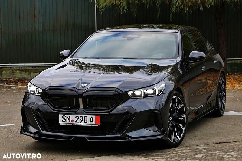 Culoaregri Utilizat 2024 BMW 520 Comfort Edition Berlinǎ | 56.900 EUR (Preț OK) - Imagine 1/4