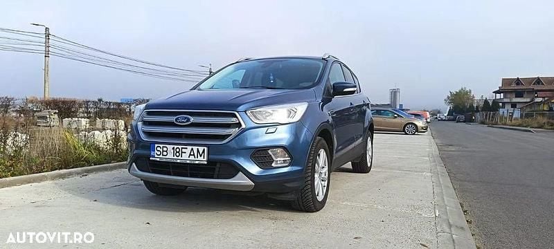 Culoarealbastru Utilizat 2019 Ford Kuga Trend SUV | 12.800 EUR (Preț bun) - Imagine 1/4