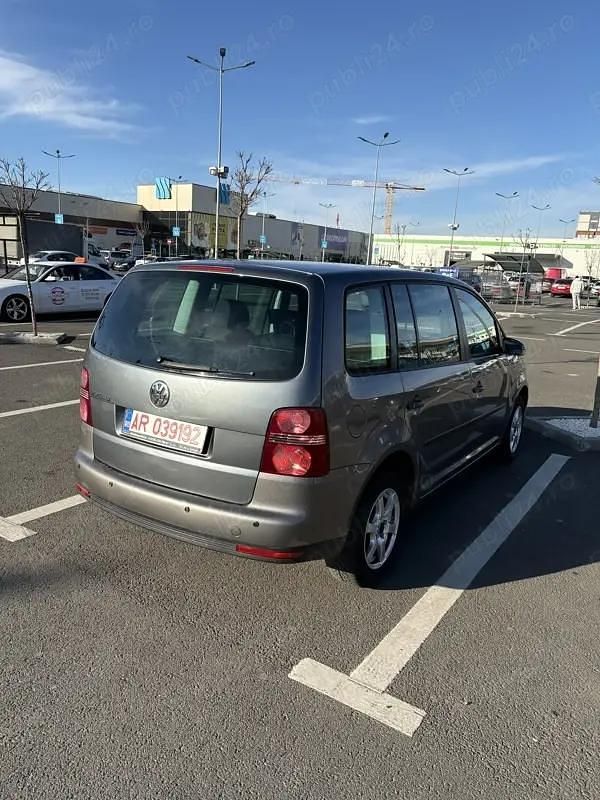 Second-hand VW Touran 105 CP (77 kW) 2007 Monovolum