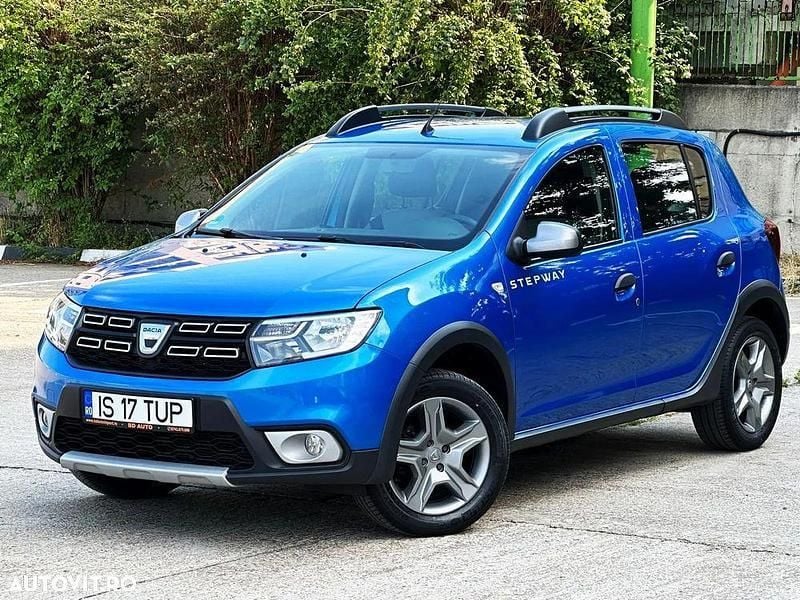 Albastru Utilizat 2019 Dacia Sandero Prestige Hatchback | 8.190 EUR (Puțin scump) - Imagine 1/4