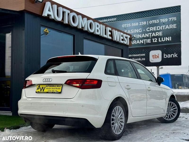 Second-hand Audi A3 Ambiente 149 CP (109 kW) 2015 Culoarealte culori Berlinǎ