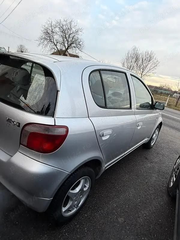 Second-hand Toyota Yaris 50 CP (36 kW) 1999 Berlinǎ