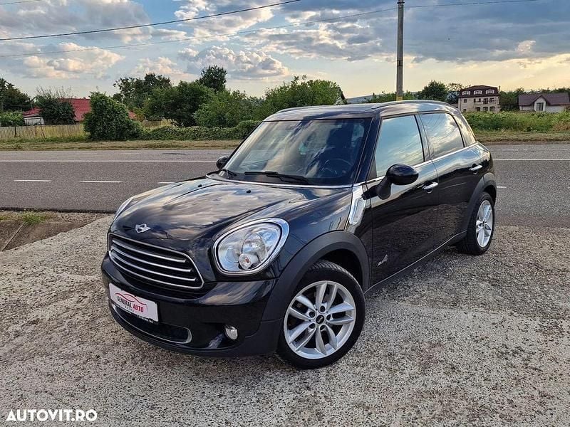 Culoarenegru Utilizat 2014 Mini Cooper D Countryman SUV | 6.790 EUR (Preț bun) - Imagine 1/4