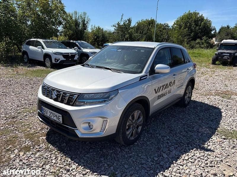 Culoareargint Utilizat 2024 Suzuki Vitara Comfort+ SUV | 25.950 EUR (Puțin scump) - Imagine 1/4