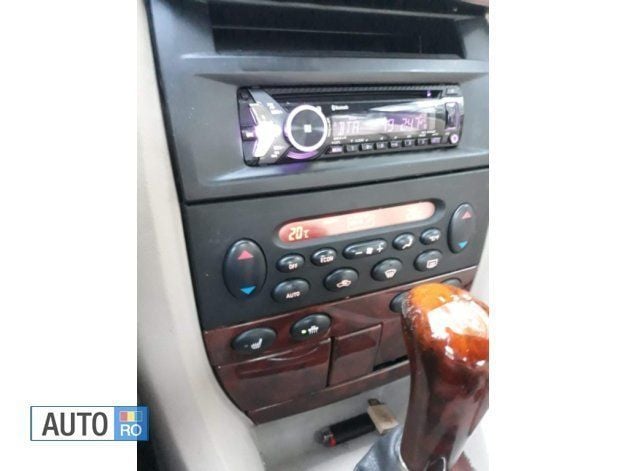 Second-hand Rover 75 131 CP (96 kW) 2005 Albastru Berlinǎ