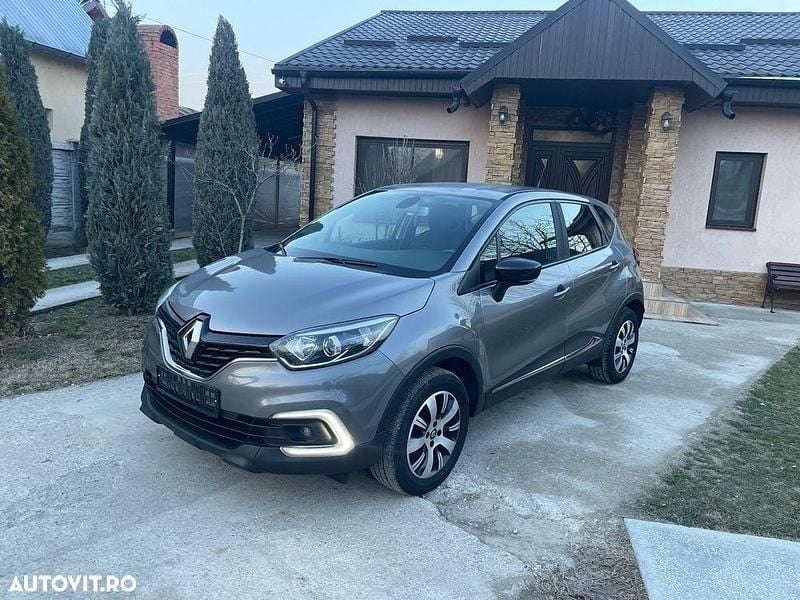 Second-hand Renault Captur 90 CP (66 kW) 2018 Culoaregri SUV
