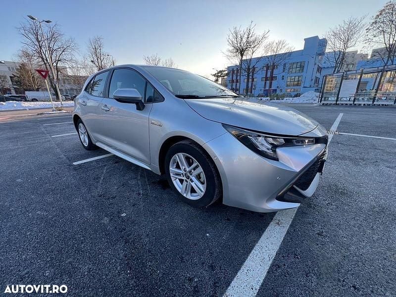 Second-hand Toyota Corolla 122 CP (89 kW) 2020 Culoaregri Berlinǎ