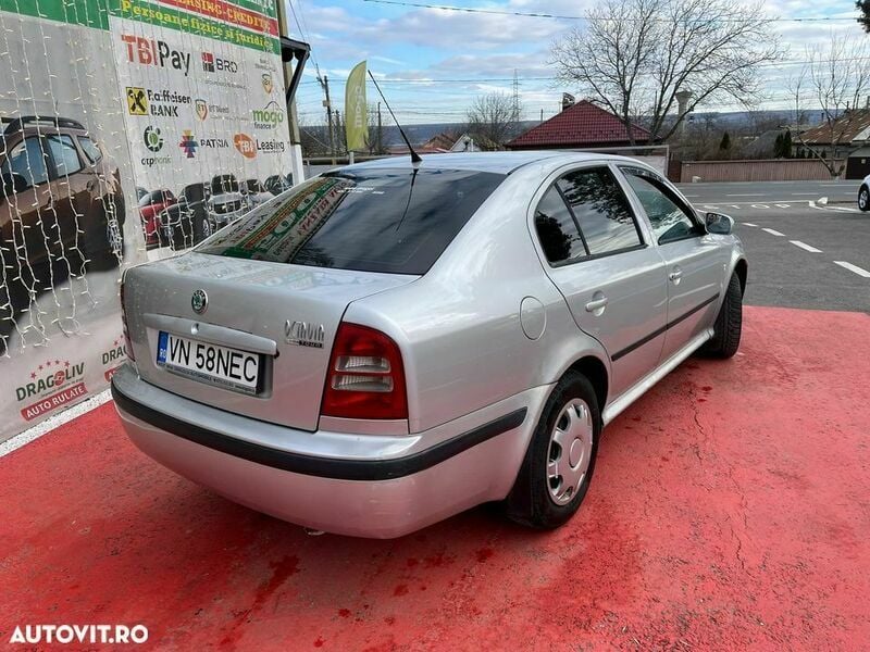 Second-hand Skoda Octavia 90 CP (66 kW) 2007 Argintiu Berlinǎ