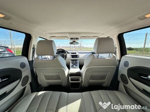 Second-hand Land Rover Range Rover evoque Dynamic 150 CP (110 kW) 2012 Alb SUV