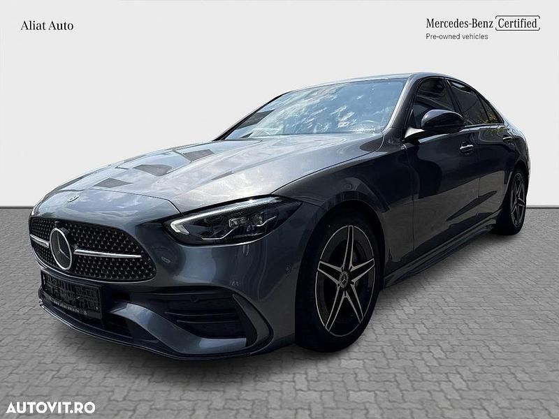 Gri Utilizat 2021 Mercedes C300 Berlinǎ | 41.900 EUR (Preț bun) - Imagine 1/4