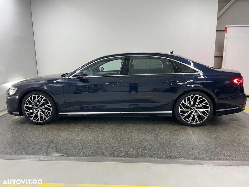 Second-hand Audi A8L Comfort 462 CP (339 kW) 2025 Culoarealbastru Berlinǎ
