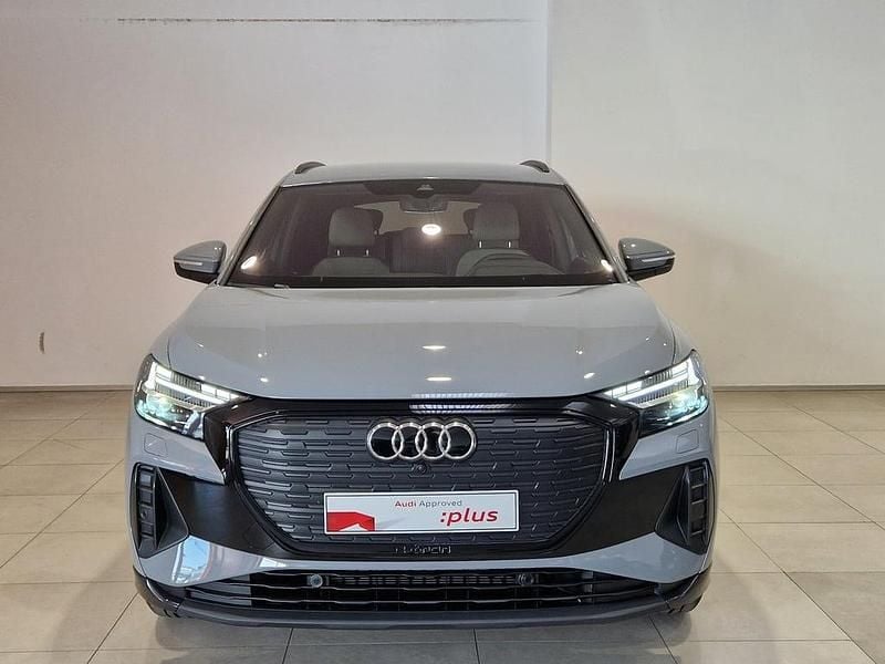 Second-hand Audi Q4 e-tron 210 kW (286 CP) 2025 Gri mediumetalic SUV
