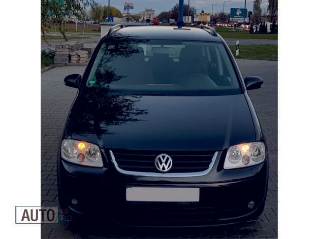 Second-hand VW Touran 103 CP (75 kW) 2004 Monovolum