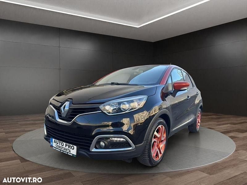 Culoarenegru Utilizat 2014 Renault Captur SUV | 7.850 EUR (Puțin scump) - Imagine 1/4
