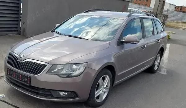 Second-hand Skoda Superb 105 CP (77 kW) 2014 Break