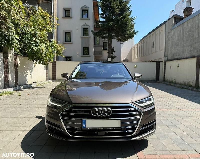 Culoaremaro Utilizat 2018 Audi A8 Comfort Berlinǎ | 42.900 EUR - Imagine 1/4